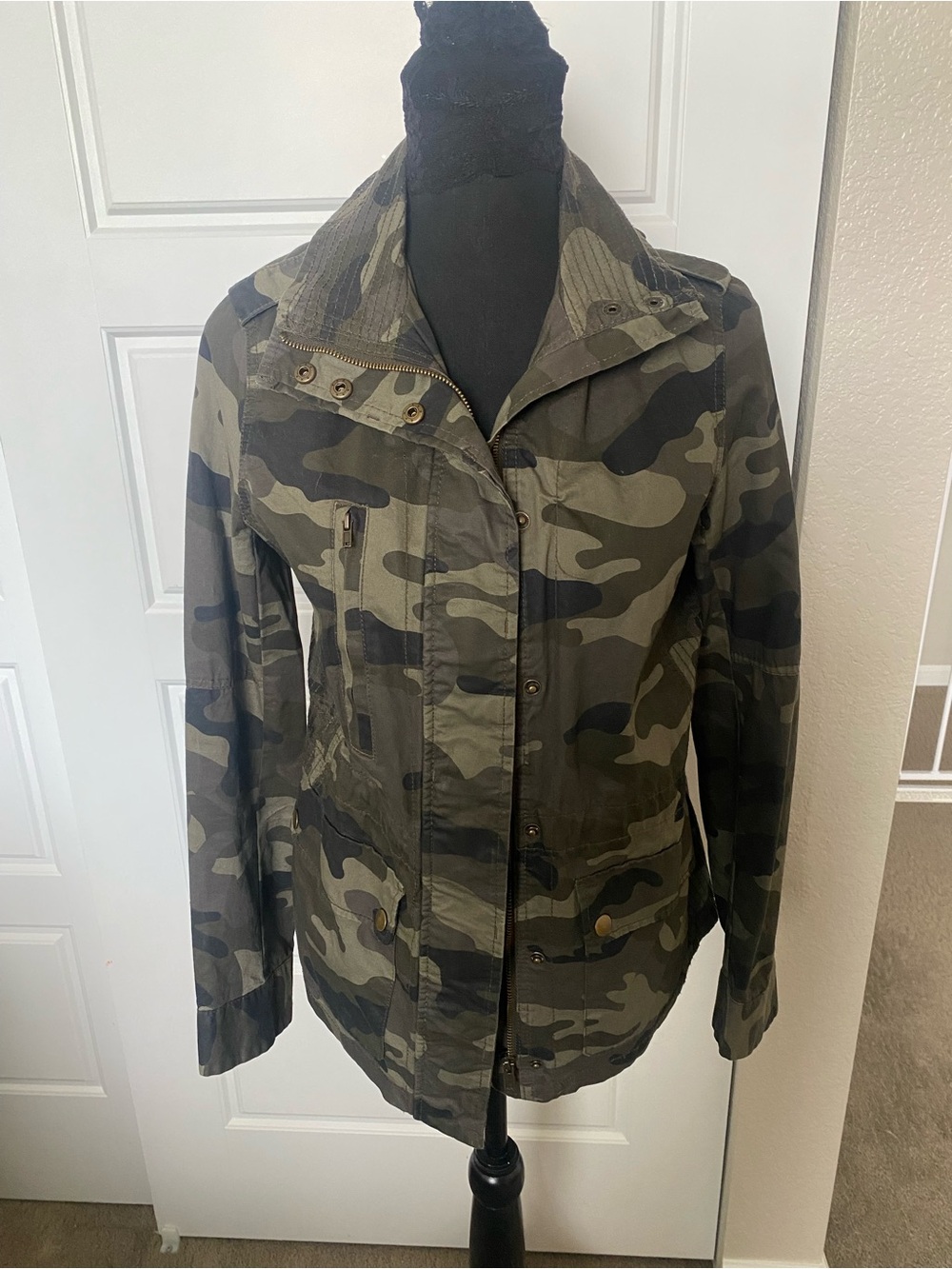 Fitted camo jacket